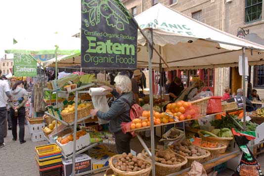 organics-eatem No matter where you go, you now find organic food. Eatem Organic Foods, Salamanca Place, Hobart Tasmania.